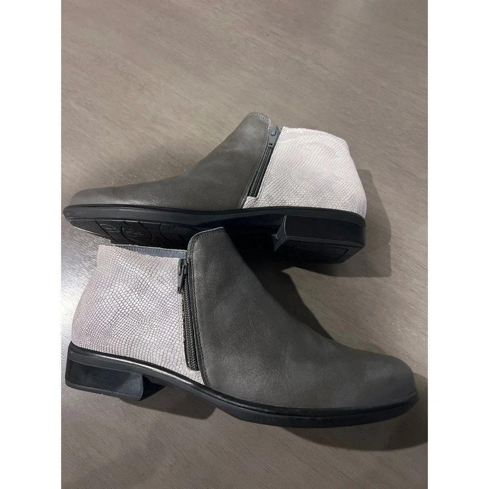 Naot Women's Italian Leather Helm Bootie Tin‎ Gray/Silver Snake Size 42(11) - Picture 3 of 6